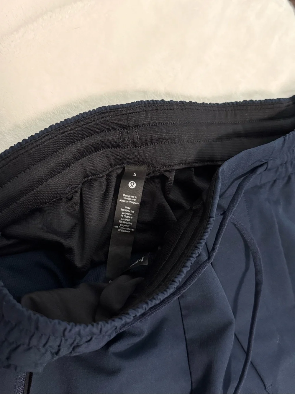 lululemon athletica comfortable navy